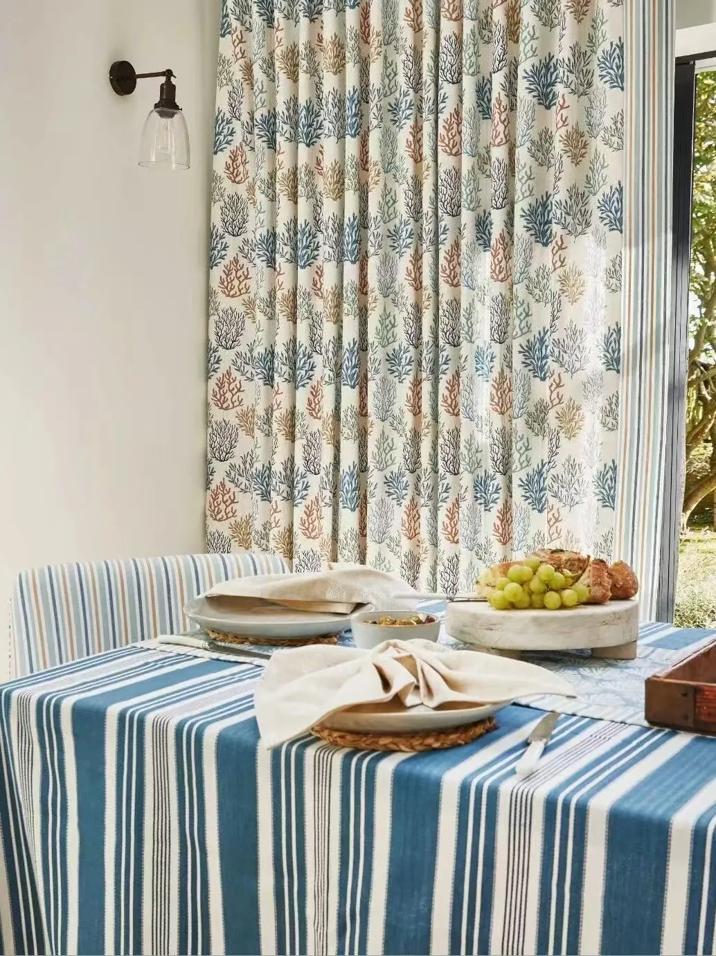 textile coordination at a dining setting